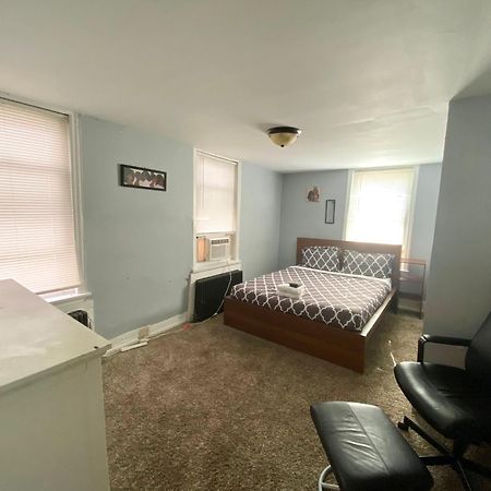 Clover 2900 - Apartment And Rooms With Private Bathroom Near Washington Ave South Philly 费城 外观 照片