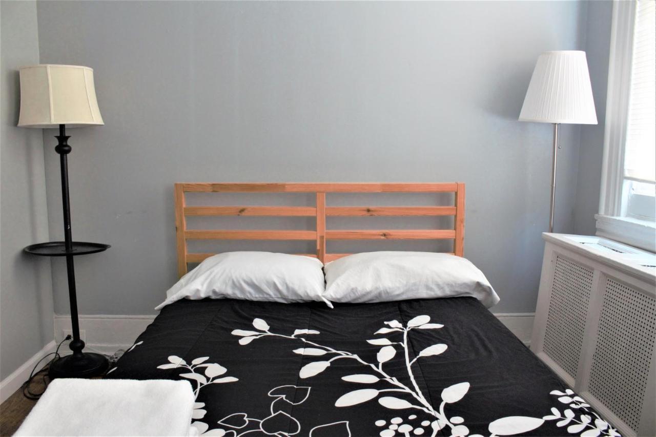 Clover 2900 - Apartment And Rooms With Private Bathroom Near Washington Ave South Philly 费城 外观 照片
