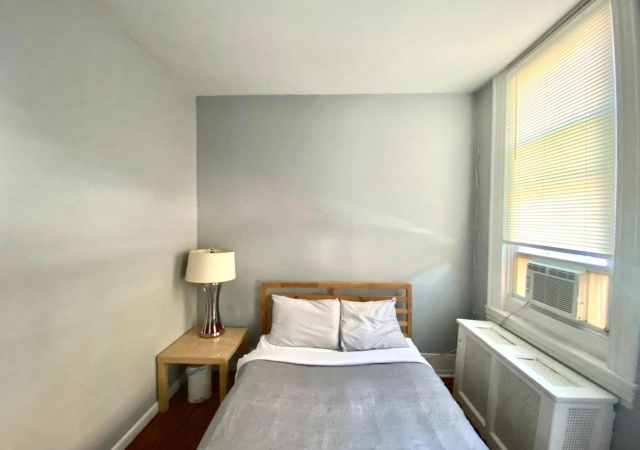 Clover 2900 - Apartment And Rooms With Private Bathroom Near Washington Ave South Philly 费城 外观 照片