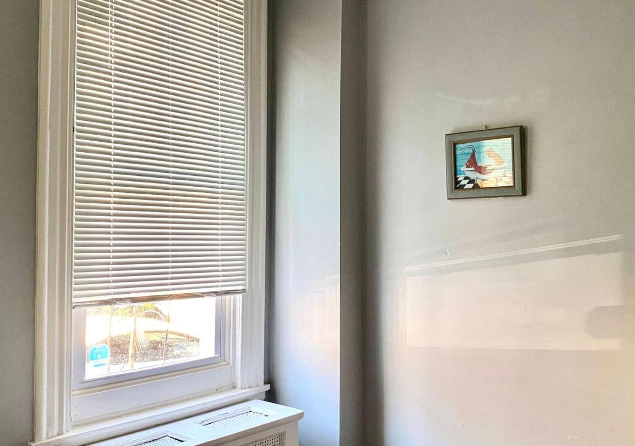 Clover 2900 - Apartment And Rooms With Private Bathroom Near Washington Ave South Philly 费城 外观 照片