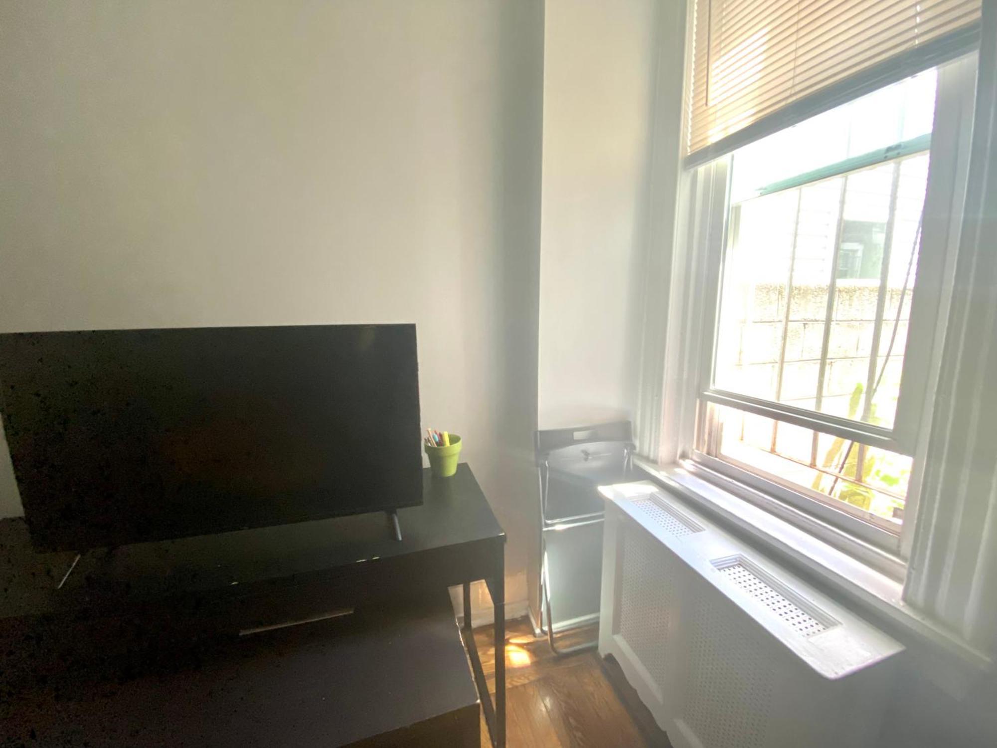 Clover 2900 - Apartment And Rooms With Private Bathroom Near Washington Ave South Philly 费城 外观 照片
