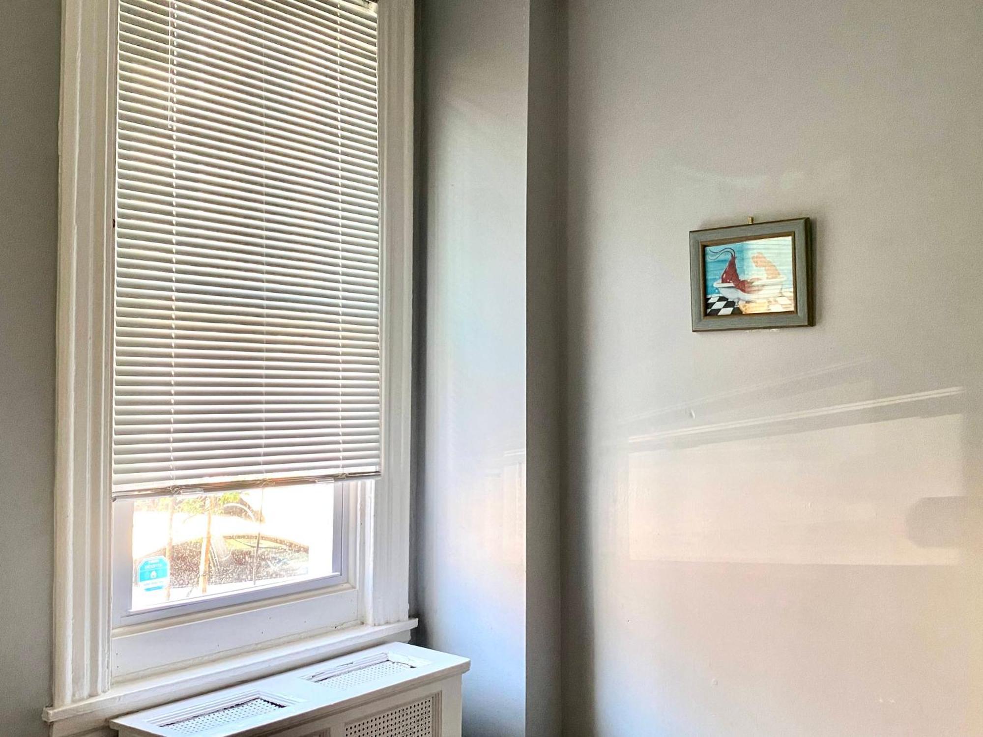 Clover 2900 - Apartment And Rooms With Private Bathroom Near Washington Ave South Philly 费城 外观 照片