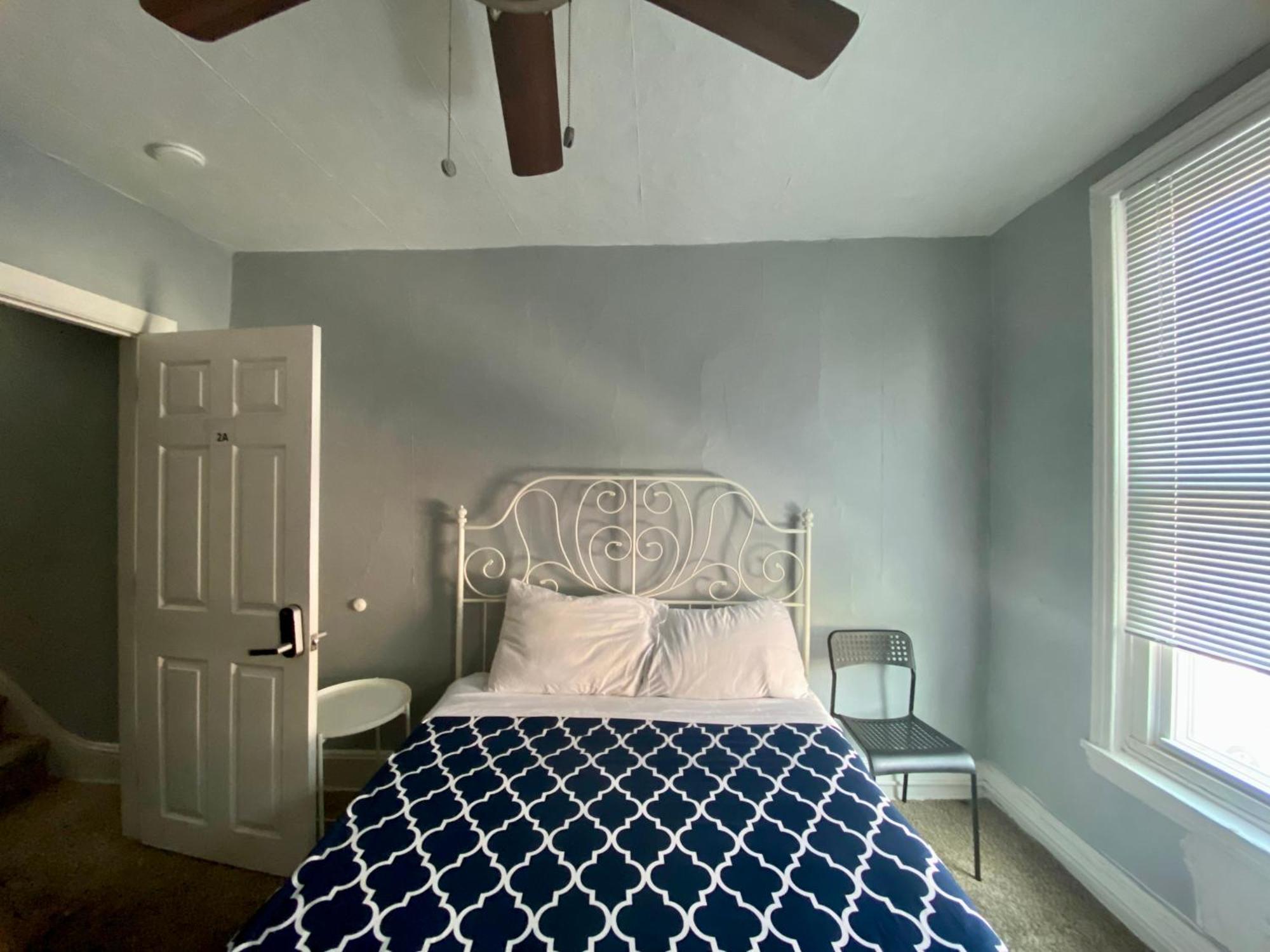 Clover 2900 - Apartment And Rooms With Private Bathroom Near Washington Ave South Philly 费城 客房 照片