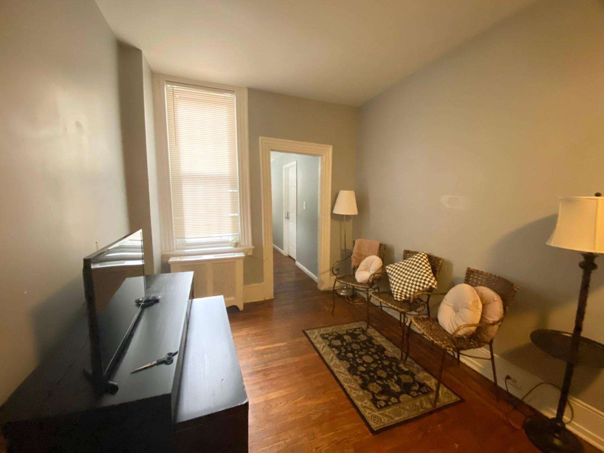 Clover 2900 - Apartment And Rooms With Private Bathroom Near Washington Ave South Philly 费城 外观 照片